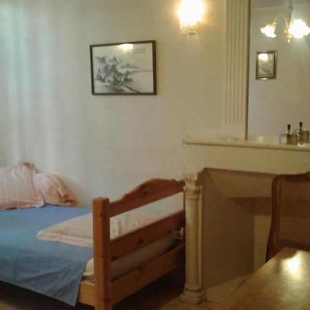 Le Sultan Du Theron 1Er Etage Apartment Le Puy-en-Velay Bagian luar foto